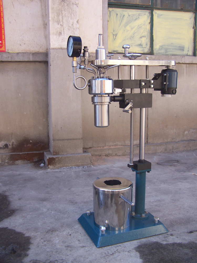 KCFD系列--快開卡環(huán)結構-釜體下落、翻轉出料