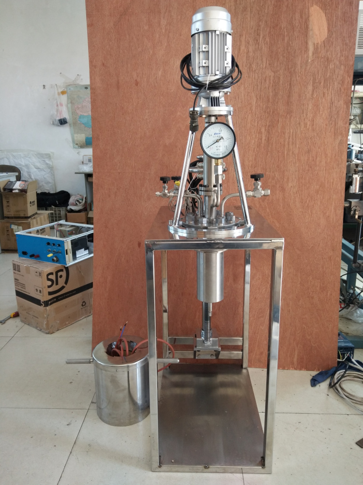 KCFD系列--框架結構、螺栓連接、磁流體直連、翻轉出料正面照片